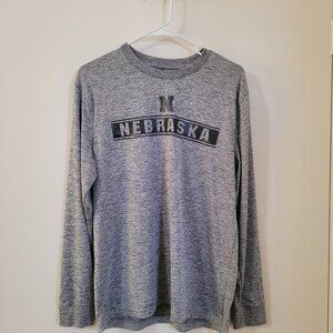Colosseum Men's Gray Nebraska Huskers Football Long Sleeve Medium Shirt